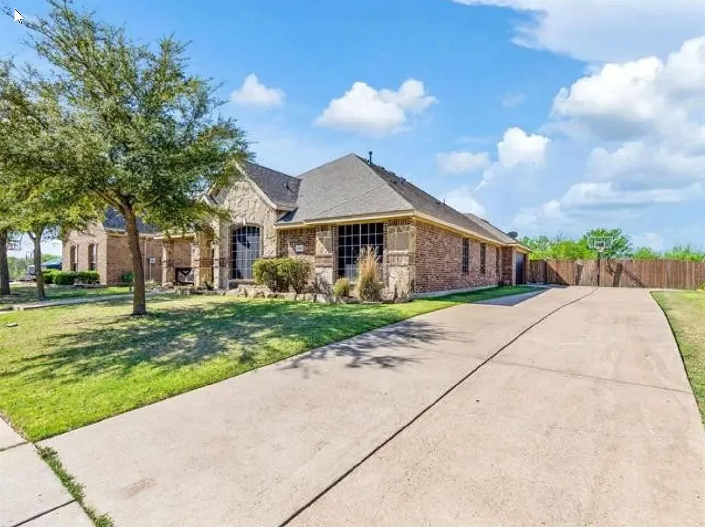 Spacious 3BR House in Forney — Photo 4