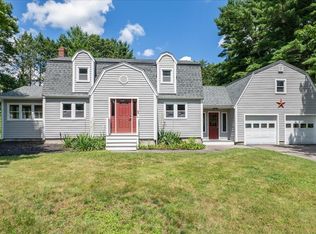 57 Twin Fawn Dr, Hanover, MA 02339
