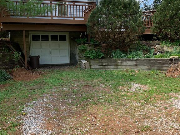 2nd image of 114 Riverview Dr