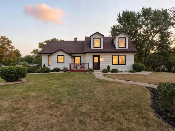 1903 South River Road, Janesville, WI 53546