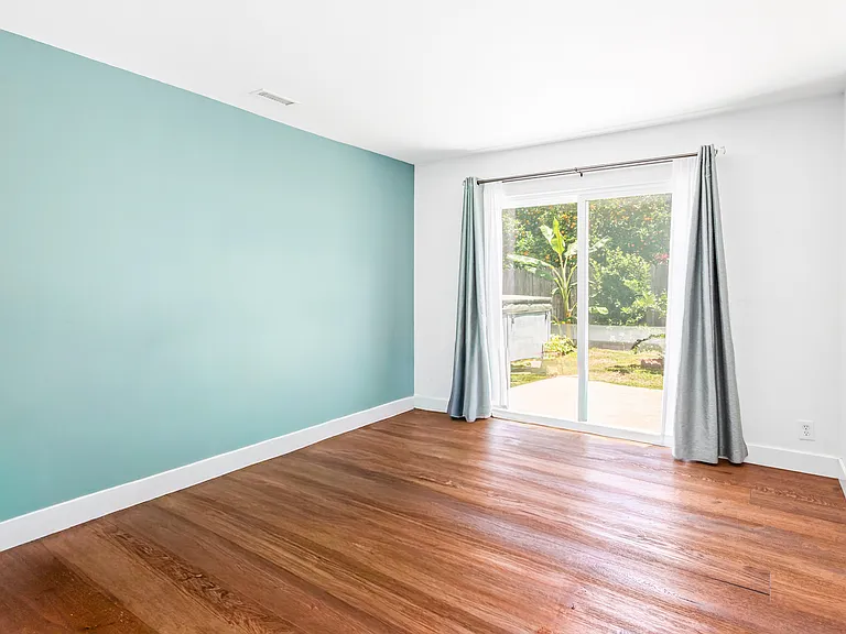 6207 Marlborough Dr — Photo 8