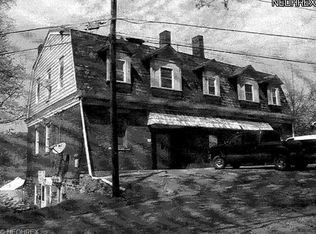 109 Pyramus St, Chester, WV 26034