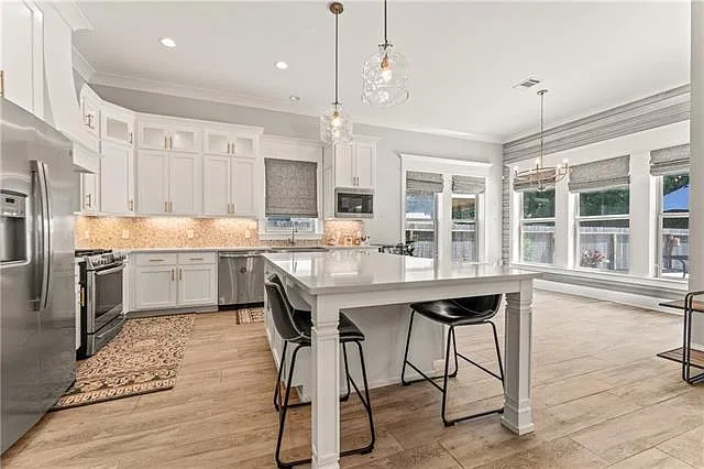 4100 Oak Bend Ln — Photo 4