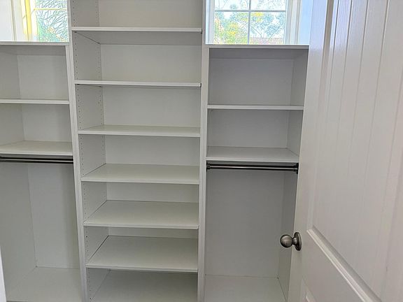 3rd image of 44 Havenwood Ct