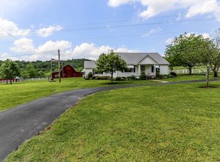590 Petersburg Chestnt Rdg Rd, Petersburg, TN 37144