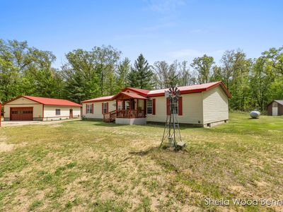 7838 E 80th St, Howard City, MI, 49329