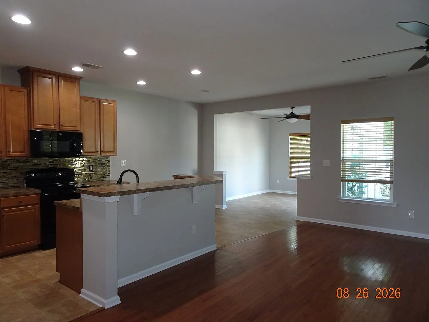 3 Bedroom. 2 Bath Single Family Home for Rent — Photo 2