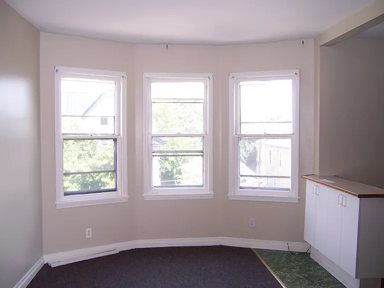 41 Lafayette Ave #4 — Photo 9