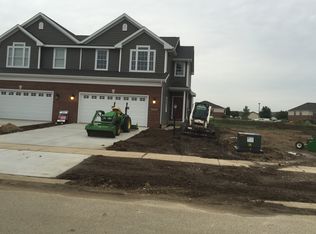 1416 Halo Drive, Mahomet, IL 61853