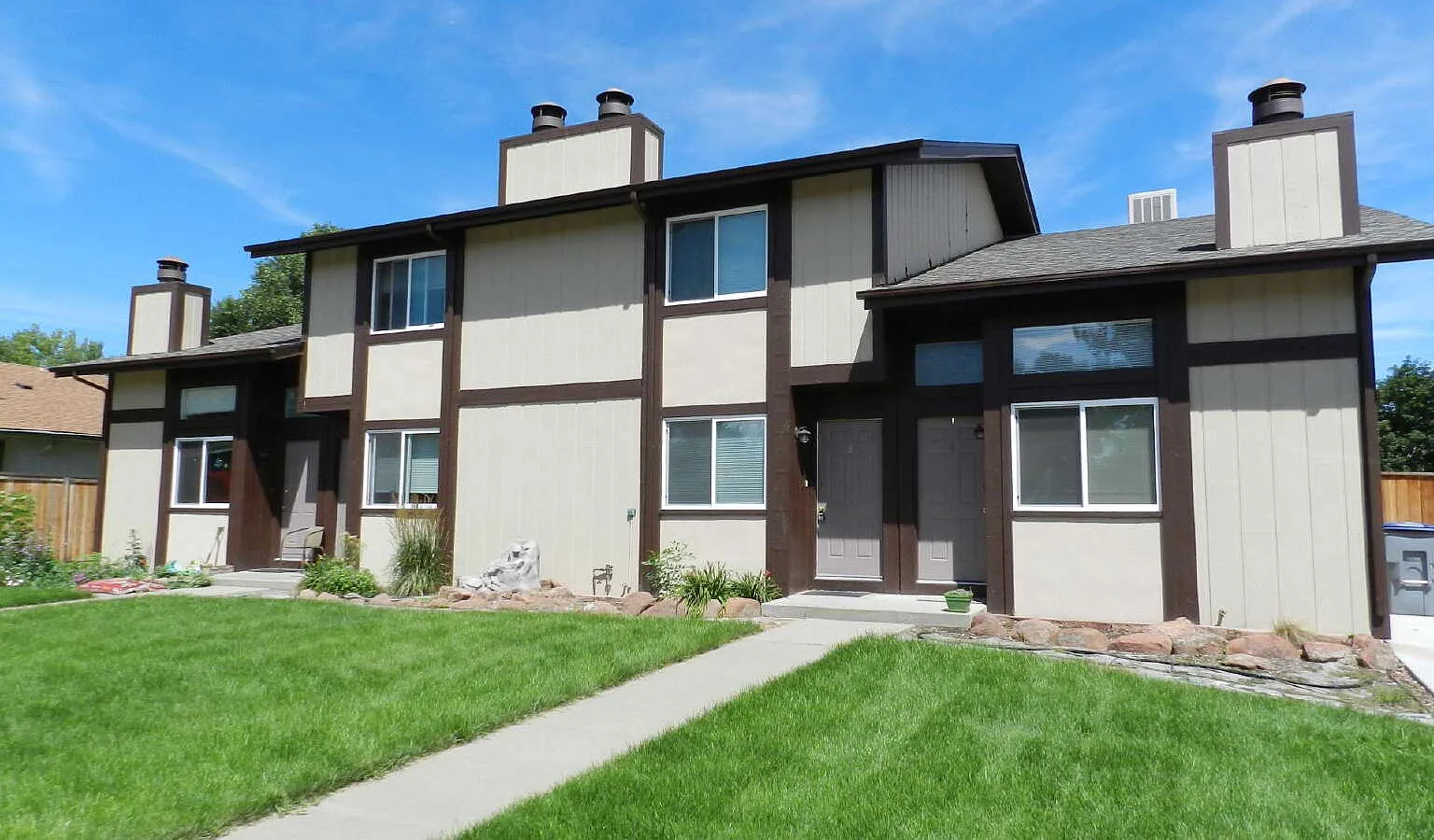 2 bed, 1.5 bath, 1100 sqft, $1,625 — Photo 2