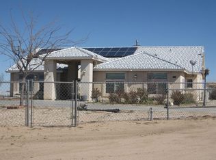 11522 Whitehaven St, Oak Hills, CA 92344