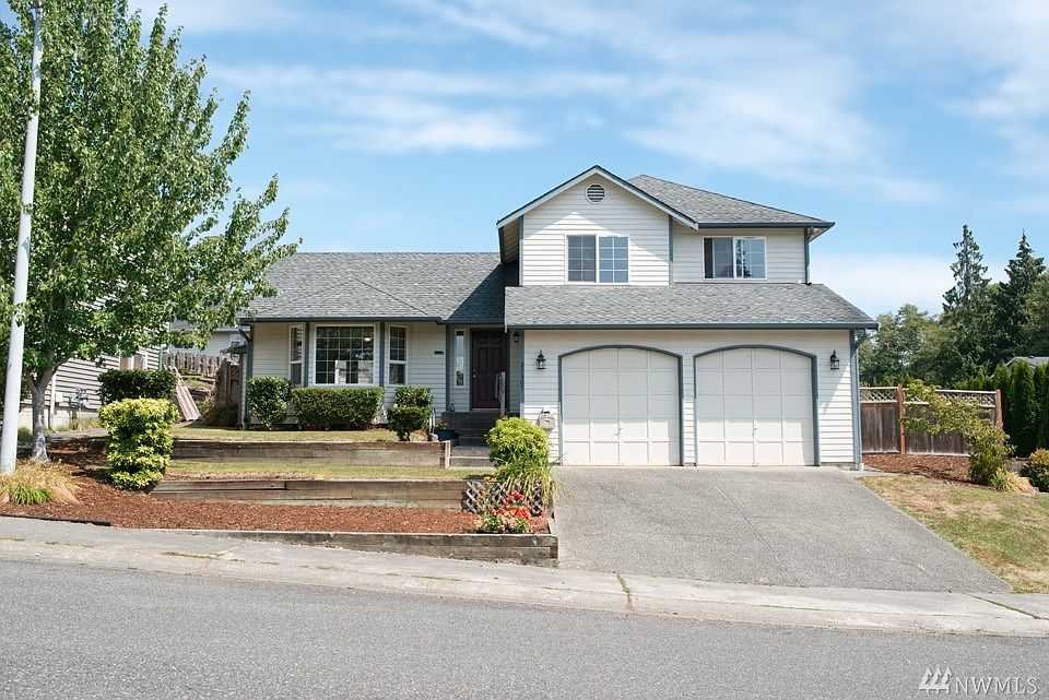 1st image of 27307 Village Pl NW