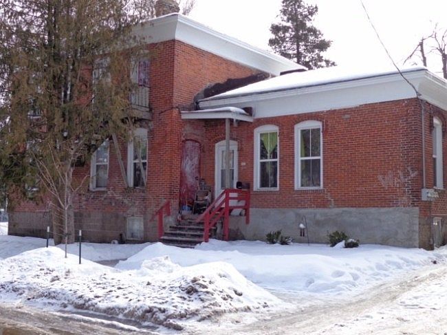 2nd image of 902 3rd St