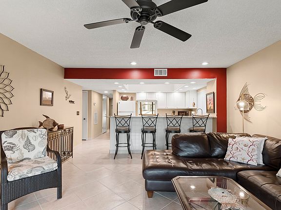 4th image of 850 A1a Beach Blvd Unit 94