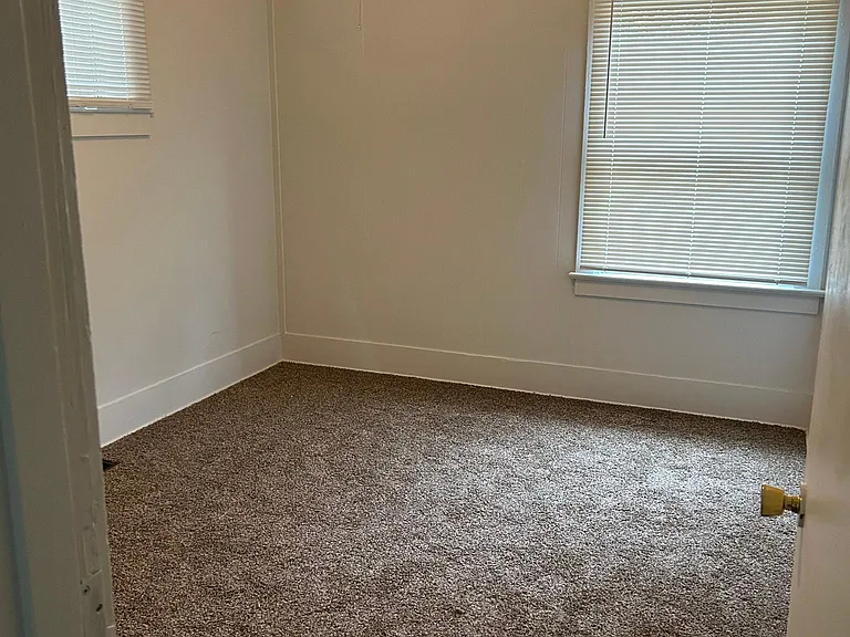 2921 SE Morrison St — Photo 6