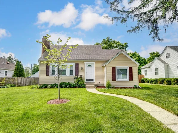 71 Lucas Dr, Dayton, OH 45458