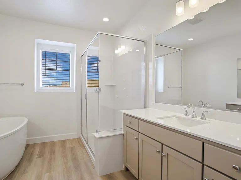 2926 Granger St — Photo 37