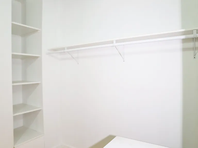 4809 N Ravenswood #317 — Photo 19