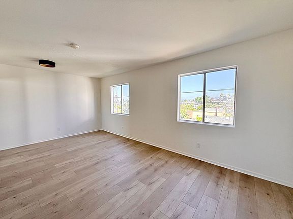 2nd image of 1027 Coronado Ter #1031