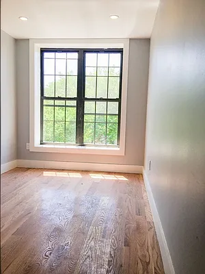 Rented by Lofts and Flats LLC | media 40