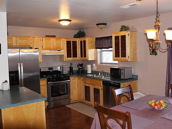 3rd image of 307 Camino Miramontes