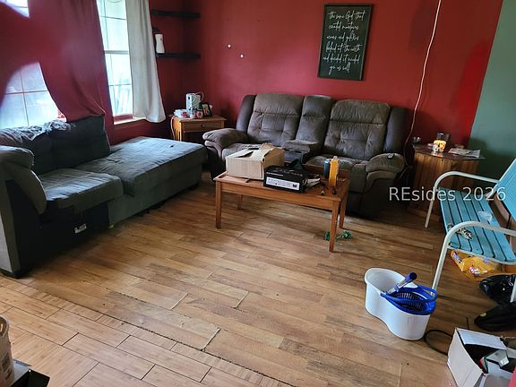 4th image of 6 Epps Ave