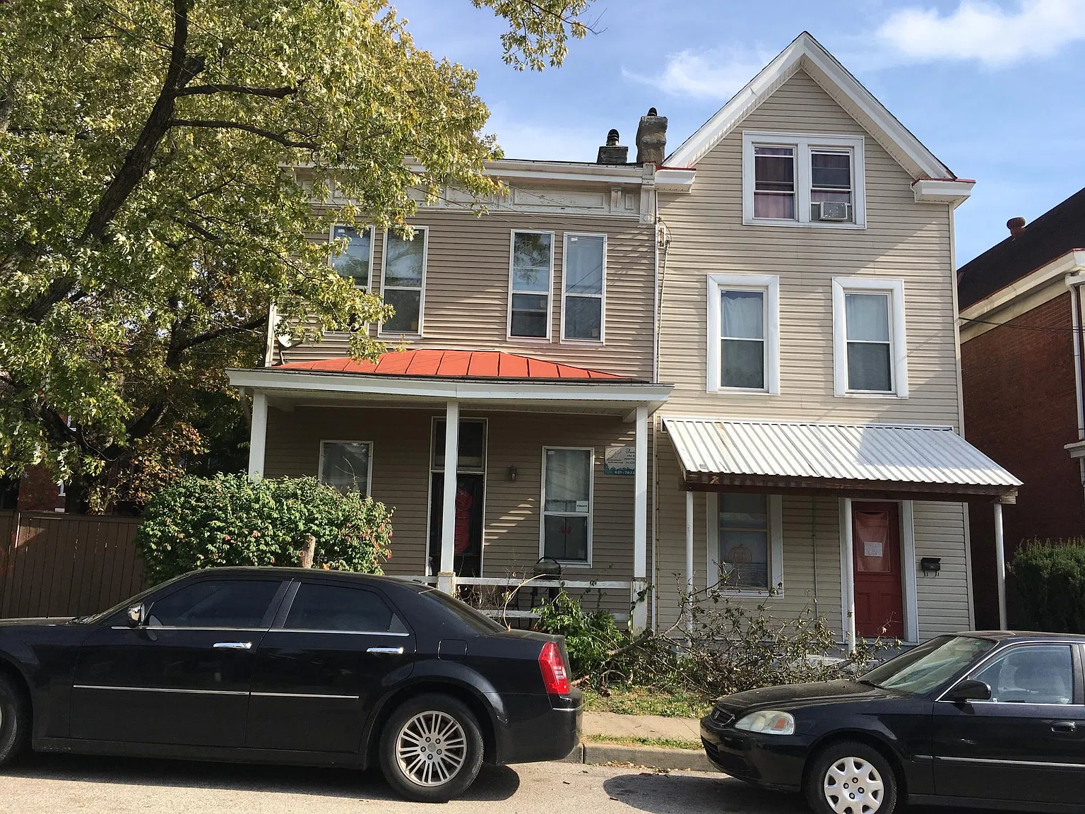 3 bed, $2,100 — Photo 1