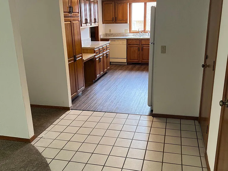 8605-8607 E 63rd St S #8607 — Photo 5