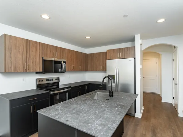 1113 Century Village Ln NE, Rochester, MN 55906