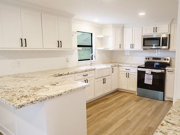 4th image of 135 Dudley Rd