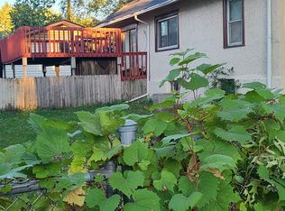 933 Woodbridge St, Saint Paul, MN 55117