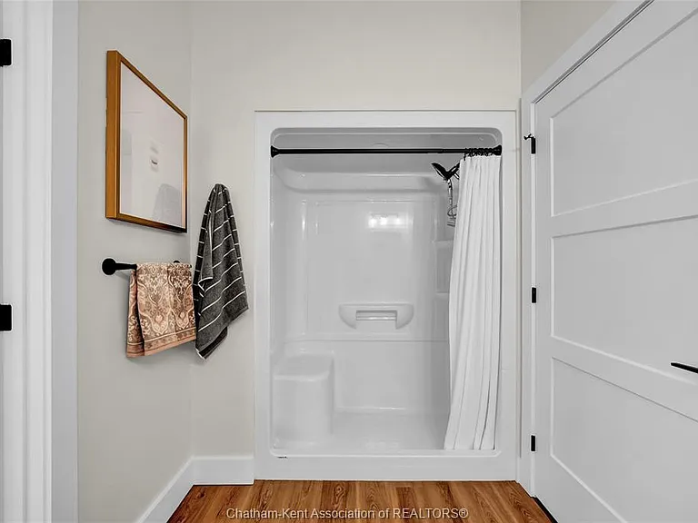 12 Mill St W #214 — Photo 8