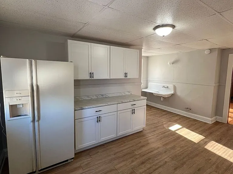 2712 N 44th St. (Duplex) — Photo 8