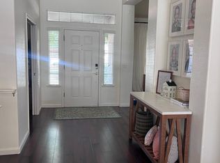 554 W Fallbrook Ave, Clovis, CA 93611