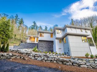 13864 S Clackamas River Dr, Oregon City, OR 97045