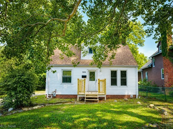 935 Worden Rd, Wickliffe, OH 44092