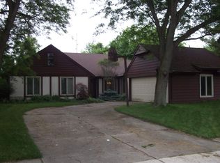 9810 Trevina Ct, Fort Wayne, IN 46804