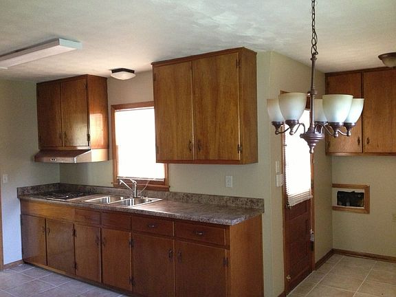 5th image of 1937 Goodhaven Dr