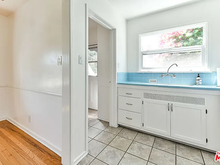 2468 Glencoe Ave — Photo 6
