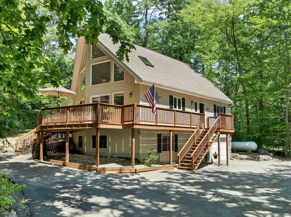 100 Olympia Street, Moultonborough, NH 03254