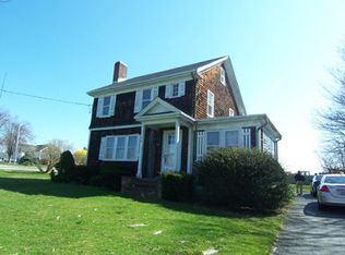 236 Paradise Ave, Middletown, RI 02842