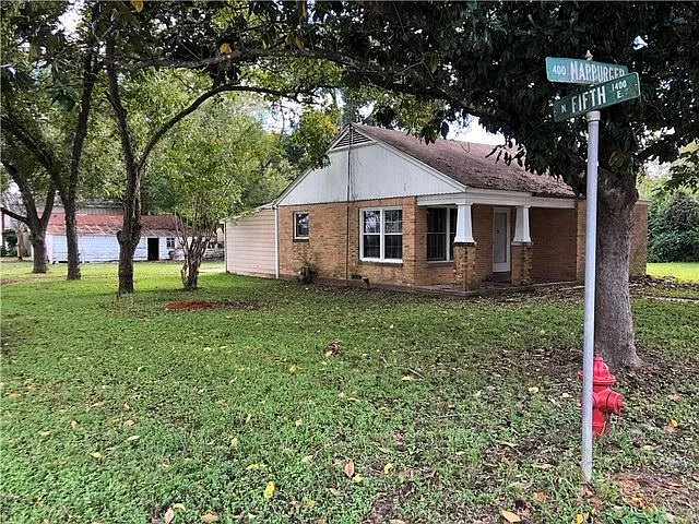2 bed, 1000 sqft, $1,425 — Photo 3
