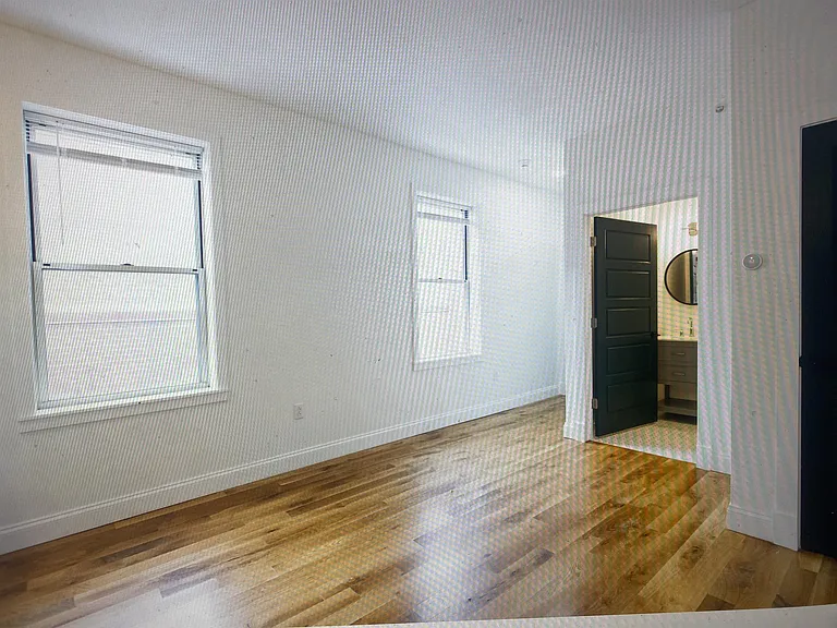 4406 Butler St #202 — Photo 7