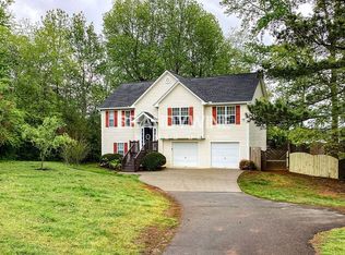 6850 Pea Ridge Rd, Gainesville, GA 30506