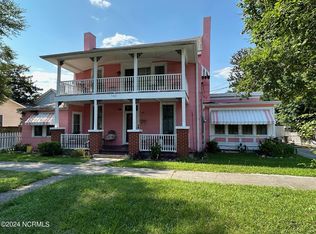 705 Dock St, Wilmington, NC 28401