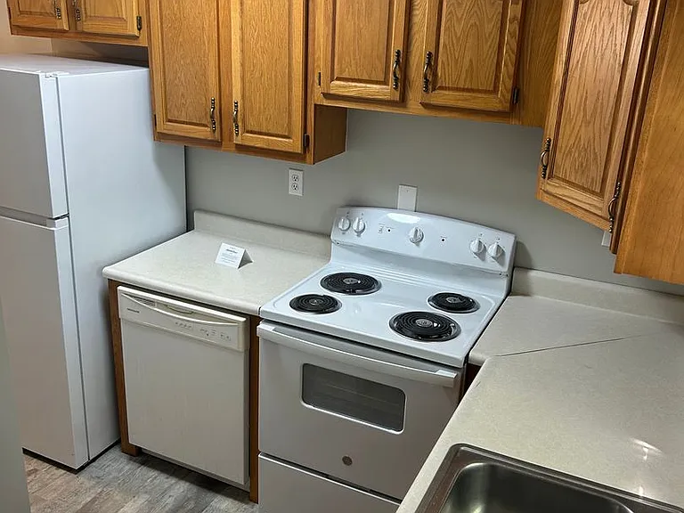 1413 W University Ave #3 — Photo 3