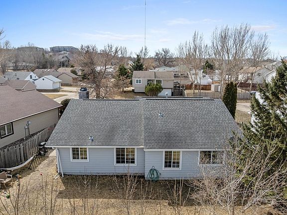 3rd image of 1422 Cottonwood Ave