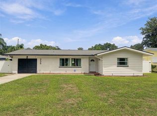 936 Lyndhurst St, Dunedin, FL 34698