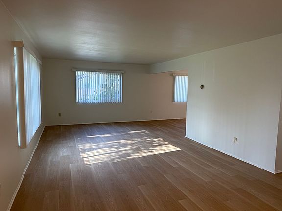 2nd image of 995 Valencia St APT 1