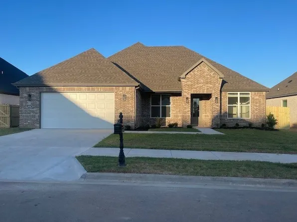 4958 N Delta Ave, Fayetteville, AR 72764